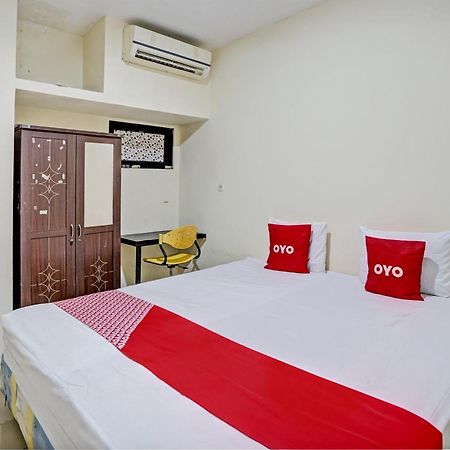 סוראבאיה Oyo 93112 Garden Homestay 3 Merlion מראה חיצוני תמונה